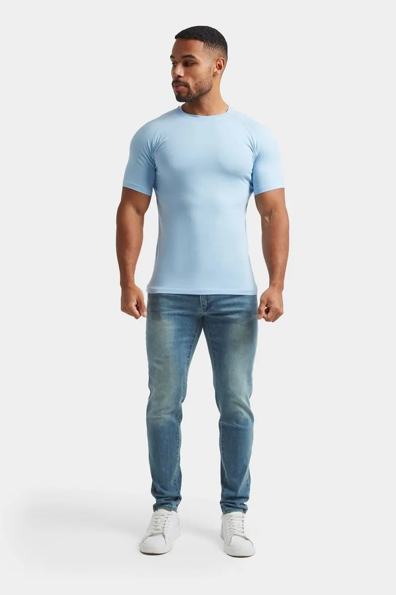 Athletic Fit Jeans in Light Blue All-Purpose Use Eco Friendly Night Out