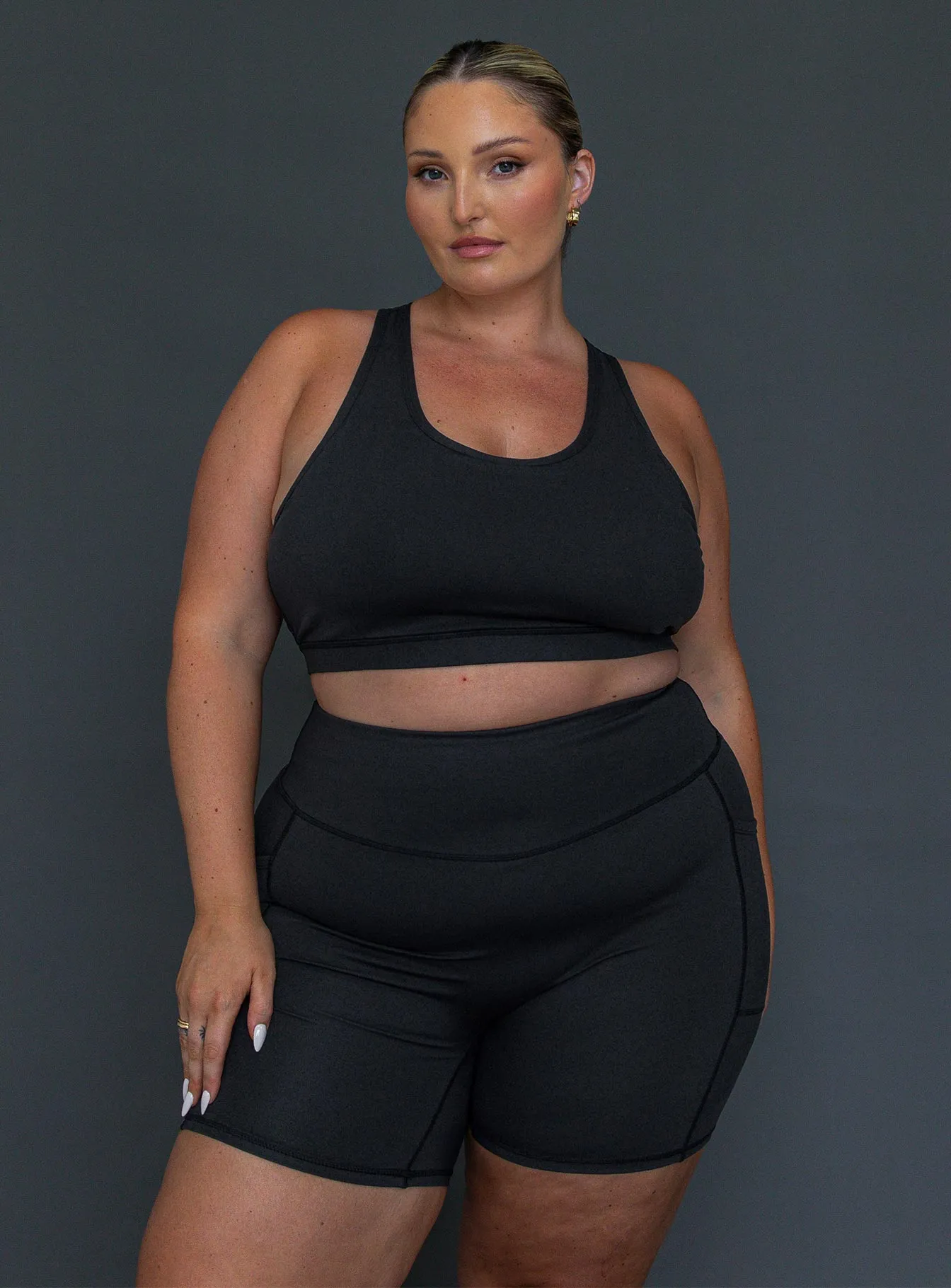 Conquer Activewear Shorts Black Curve SustainableTextiles