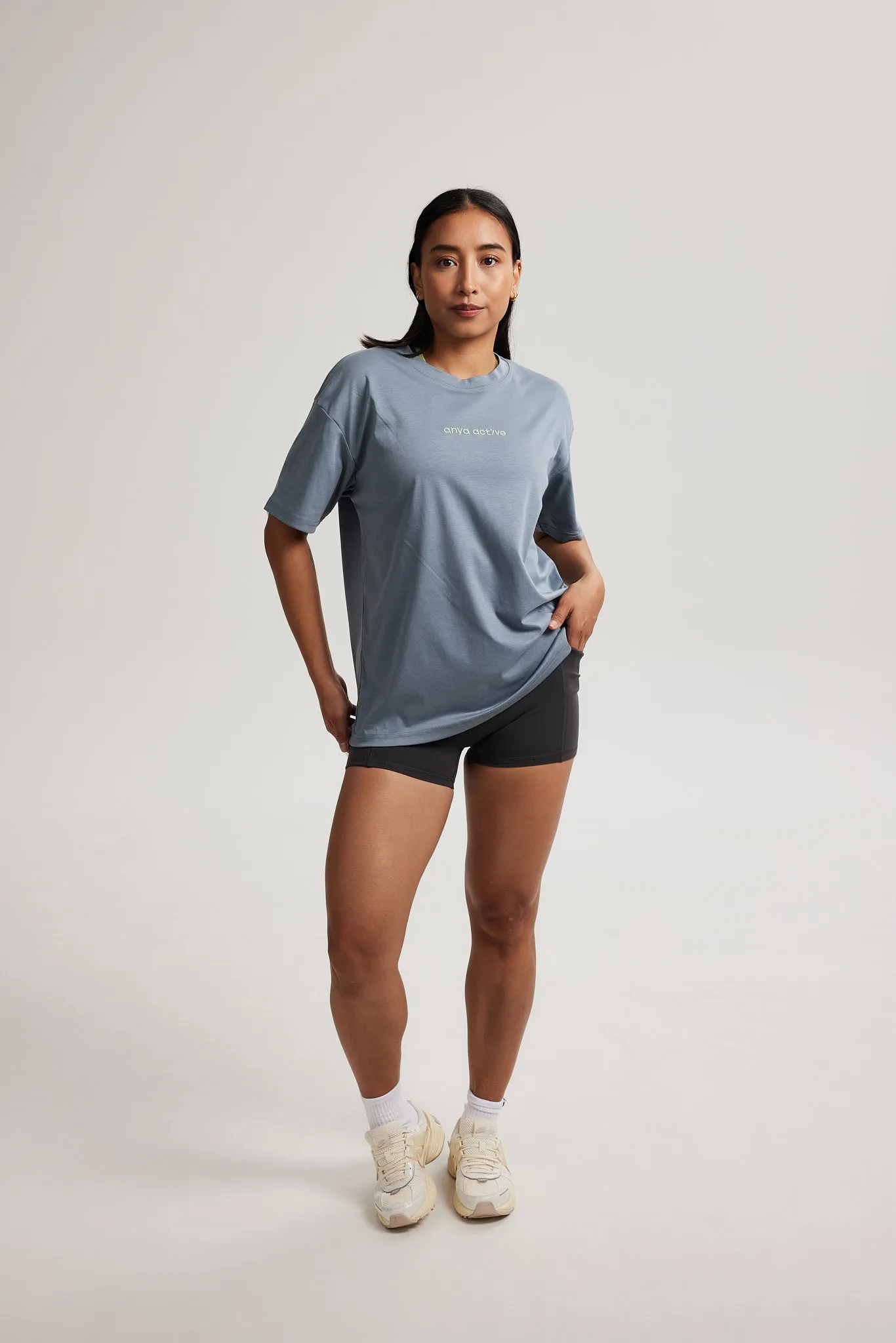 Oversized Tee (Contrast Logo) in Relaxed EnhancedDurabilityFinish