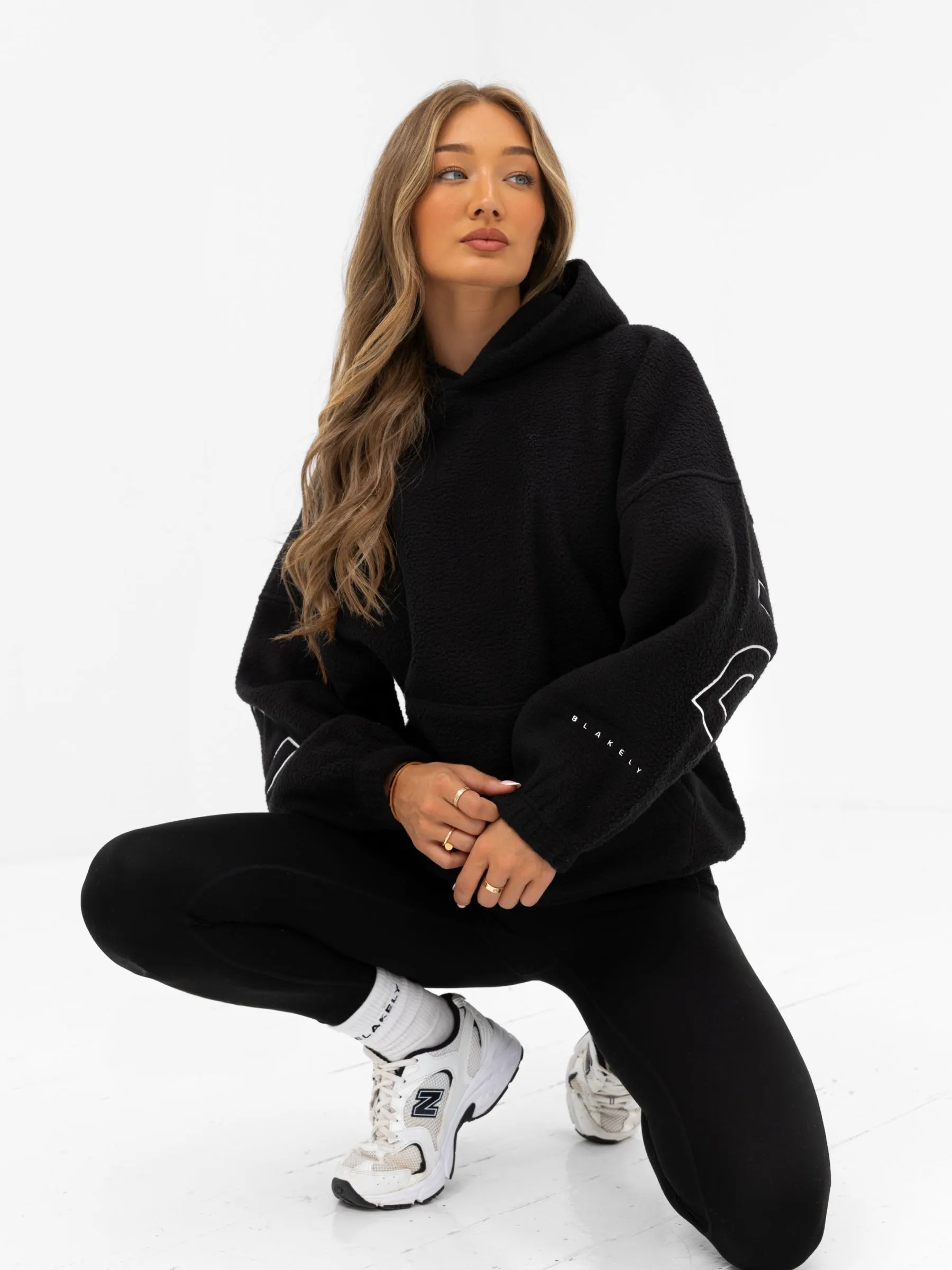 Borg Isabel Oversized Hoodie - Black Skating wear Reflective accents