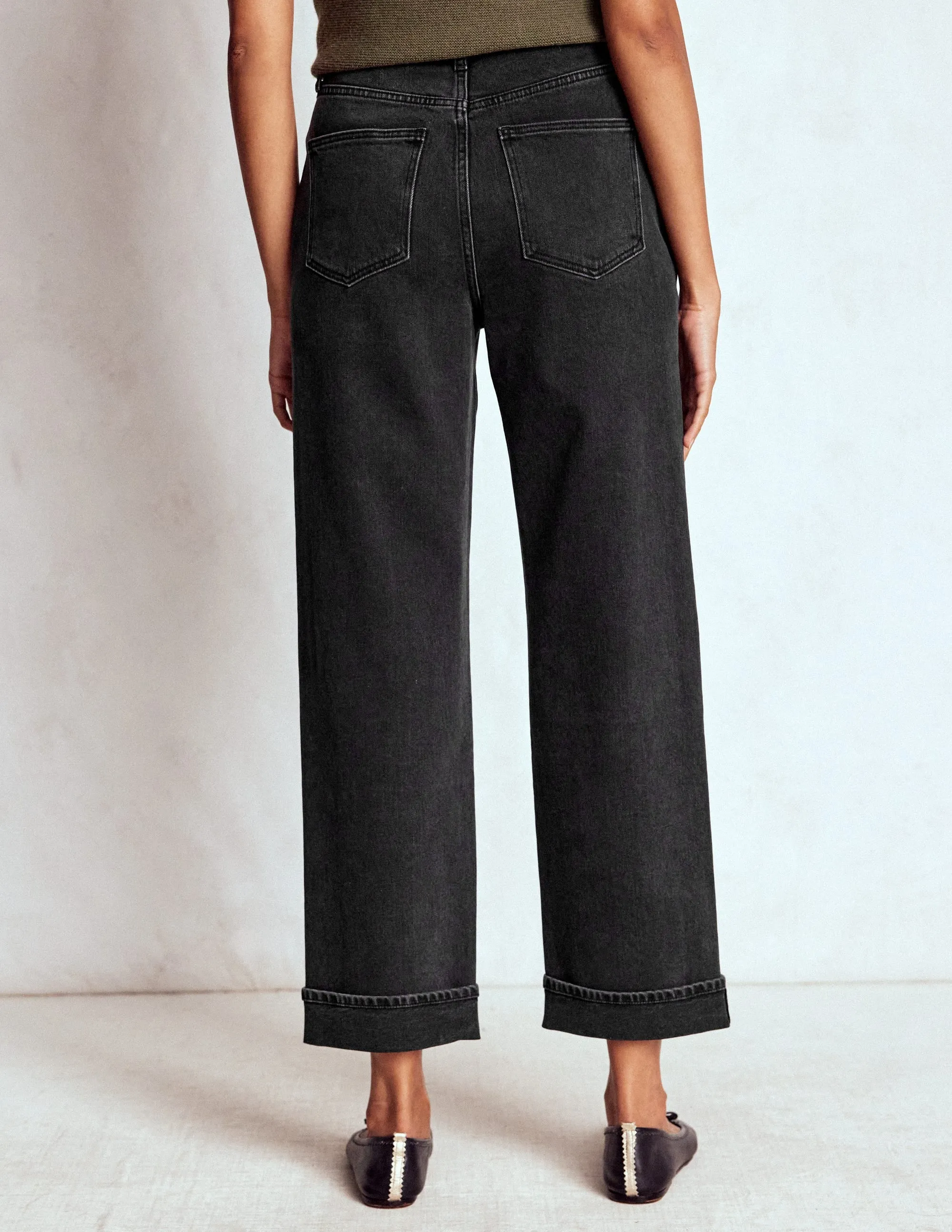 Basic Necessity Smooth Comfort Mid Rise Stretch Jeans-Washed Black