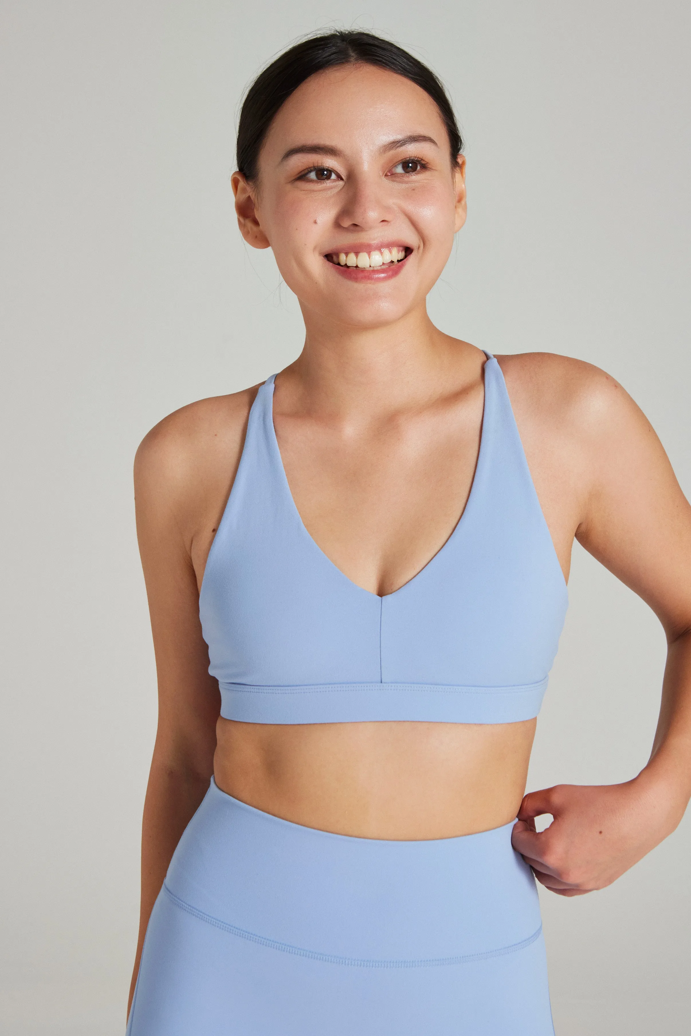 mix and match Secure Hold V Plunge Bra 2.0 in Moment