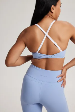 Blind stitching Twist Bra in Moment