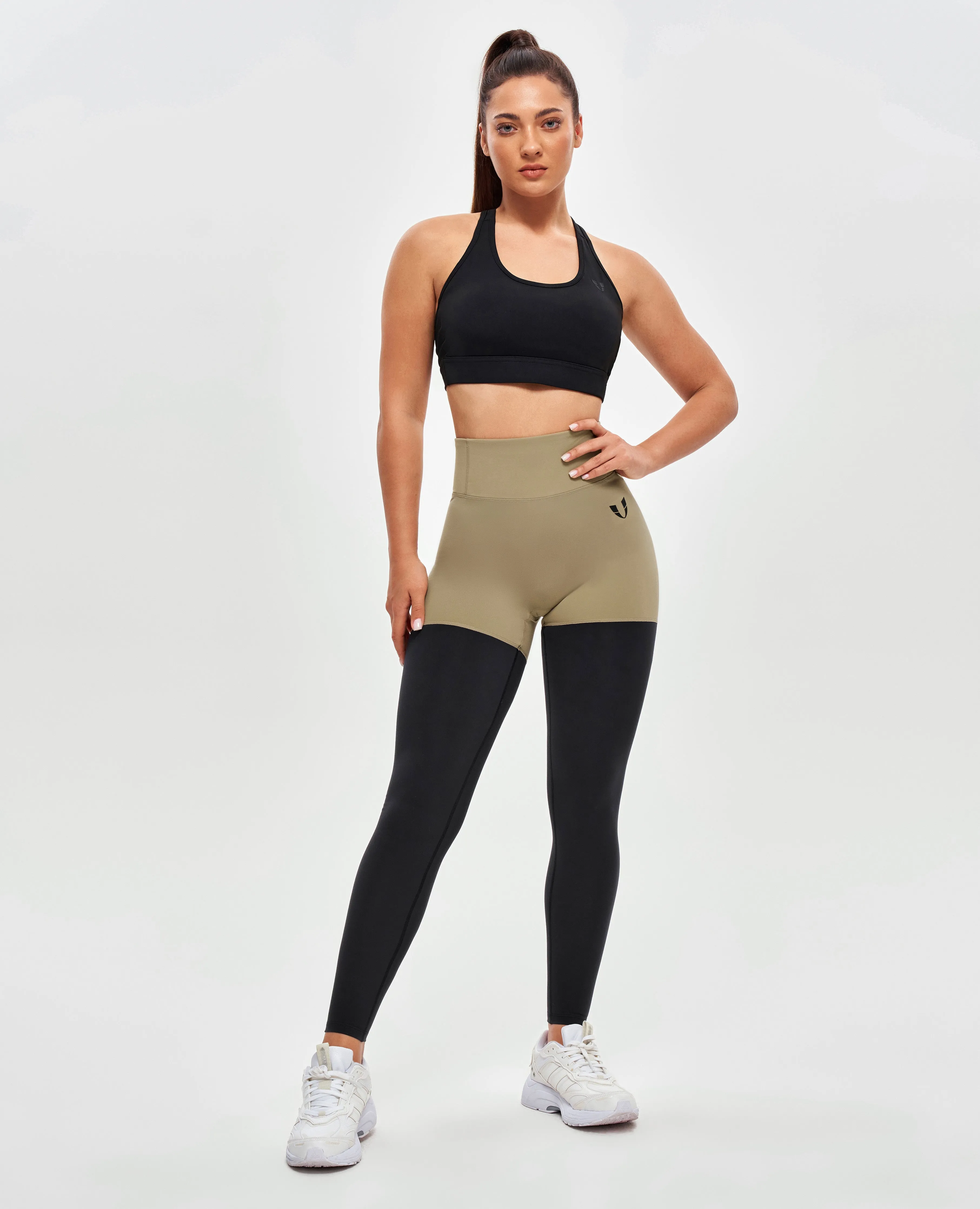Classic Cut Cargo Athletic Leggings - Beige and Black