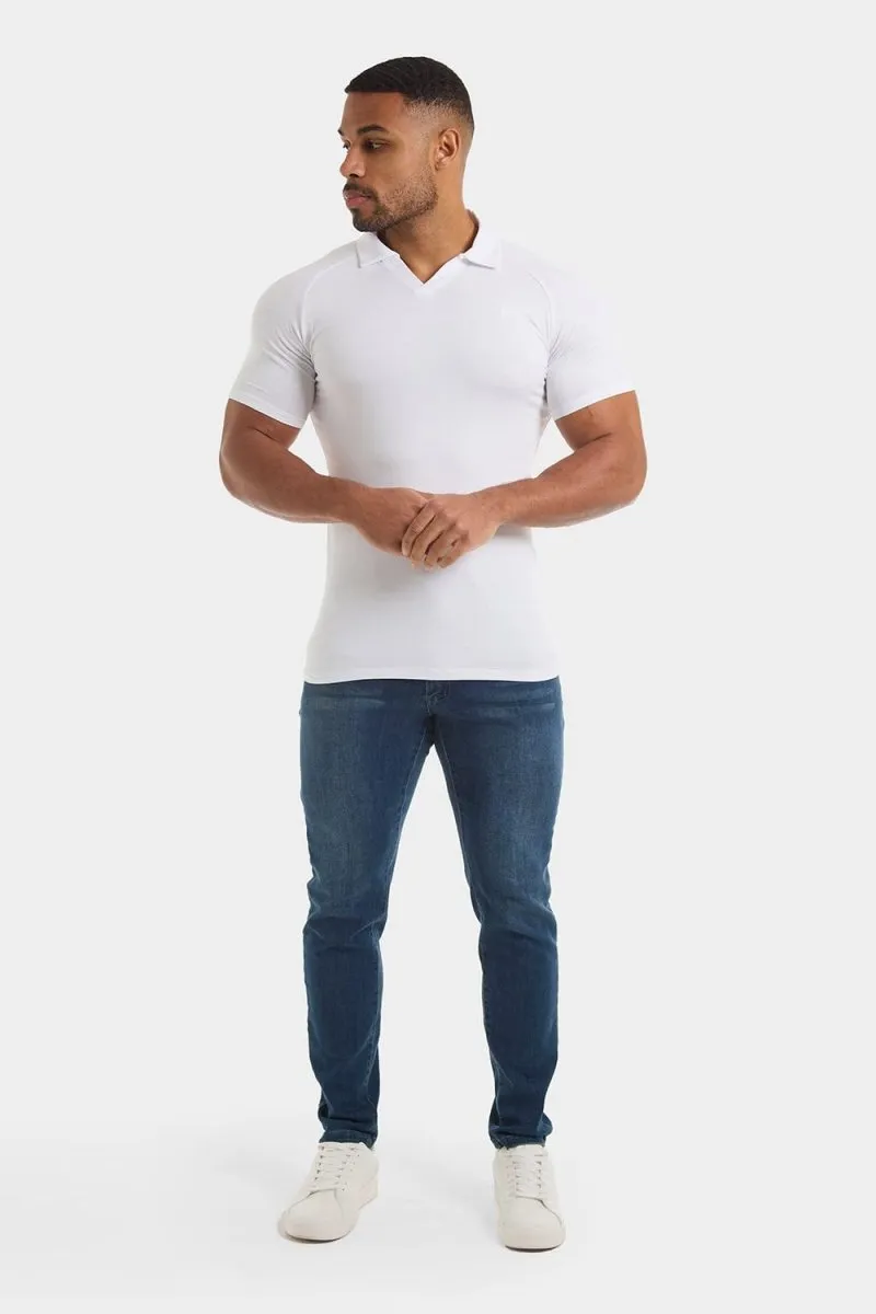 Classic Collar Jersey Buttonless Polo Shirt in White
